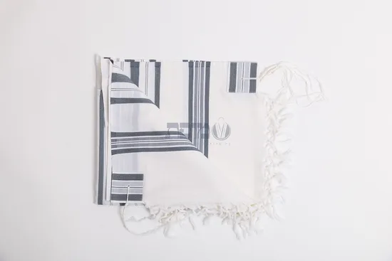 טלית צמר יוקרתית דגם "הלל" כחול