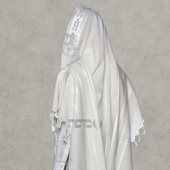 טלית לחתן צמר מהודרת דגם "מודים" לבן