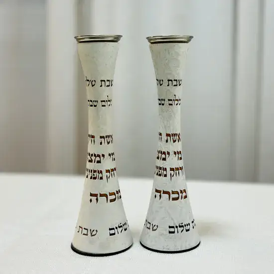 פמוטים מאבן, בעיצוב יוקרתי, אשת חייל.