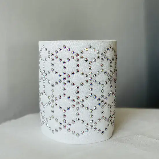 עטרה יוקרתית לטלית משובצת אבני סברובסקי SWAROVSKI דגם "הדר"