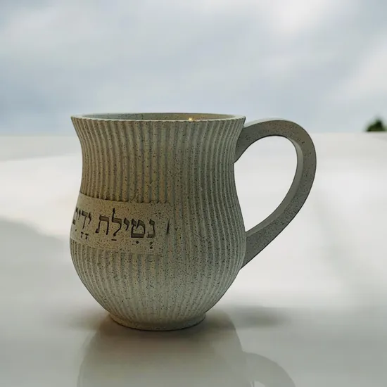 נטלה מהודרת פולירייזן דגם פסים ייחודי