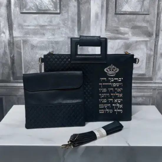 סט כיסויים לטלית ותפילין מעוצב בשילוב ברכת כהנים כסף.